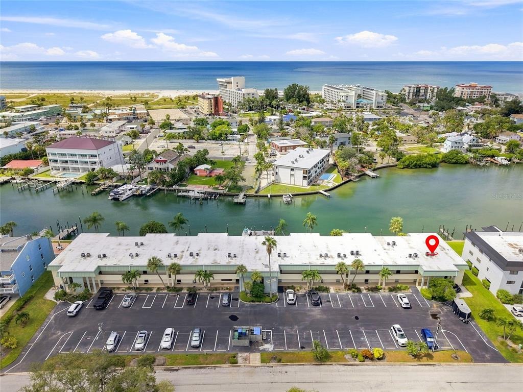 Capri Cir, Treasure Island, FL 33706