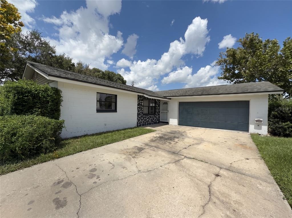Grayson Dr, Orlando, FL 32825