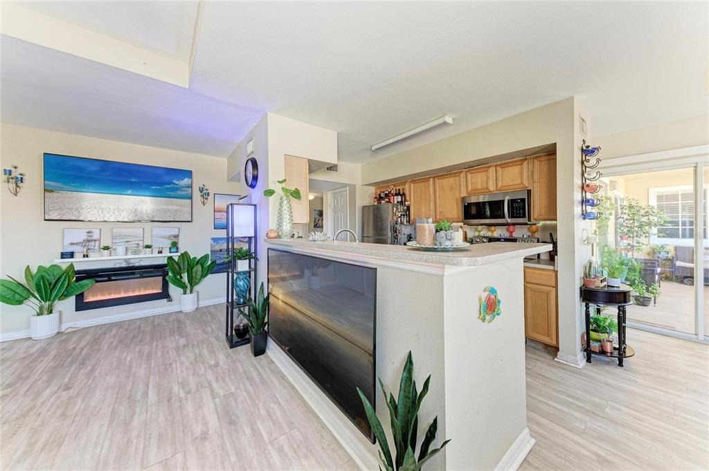 Villagio Cir, Sarasota, FL 34237 #1