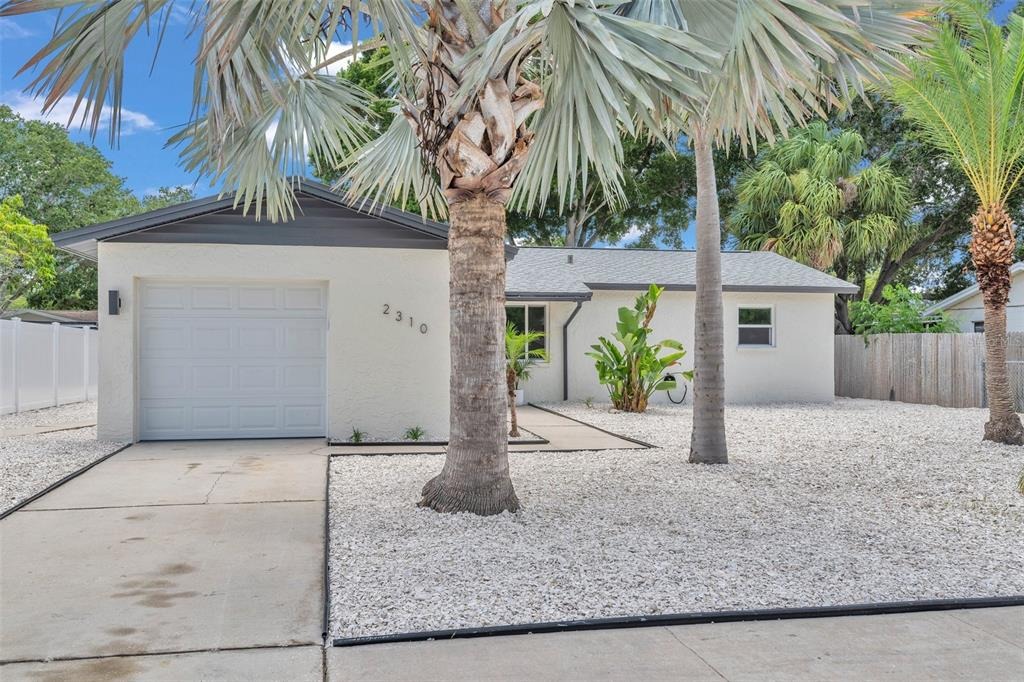 Mary Sue St, Largo, FL 33774