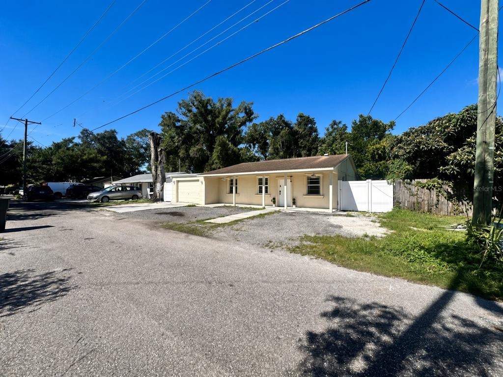 Glen Ave, Tampa, FL 33614