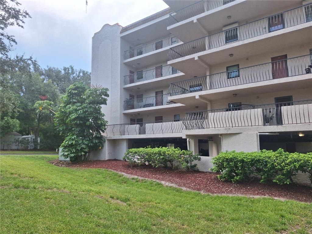 Florida Ave, Tarpon Springs, FL 34689