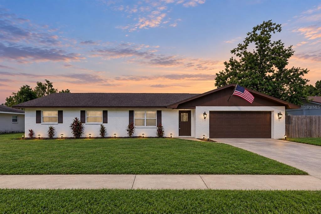 Christina Dr, Lakeland, FL 33813