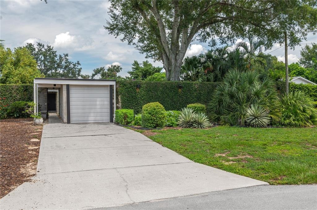 Drexel Ave, Winter Haven, FL 33881