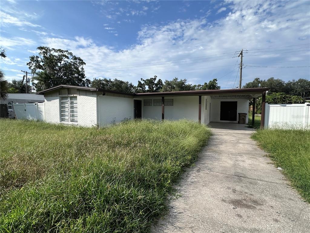 Broxburn Ave, Temple Terrace, FL 33617
