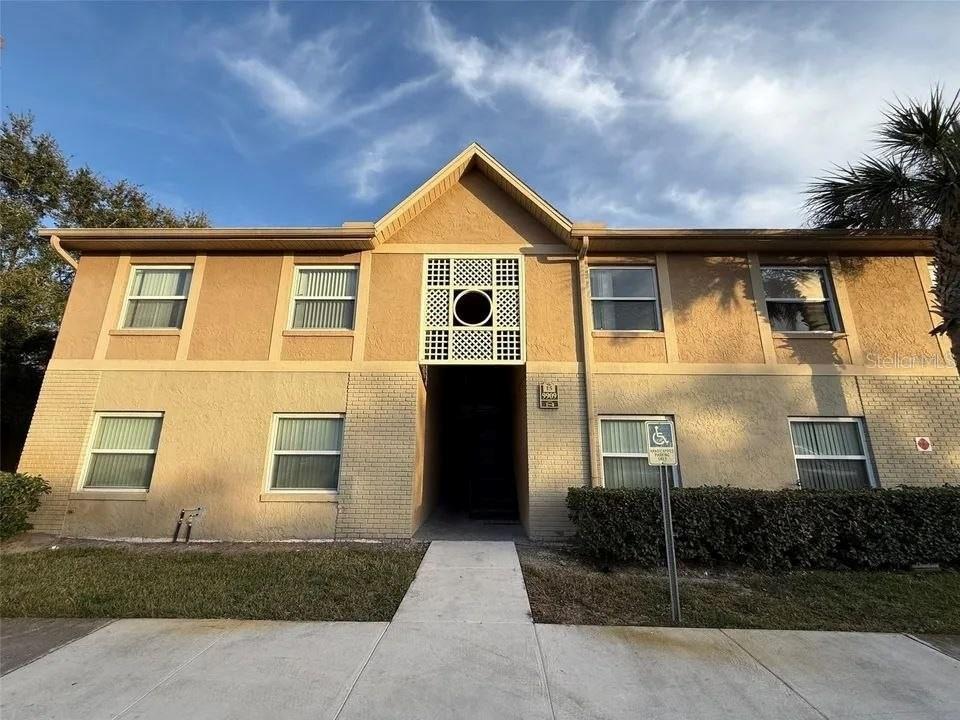 Sweepstakes Ln, Orlando, FL 32837