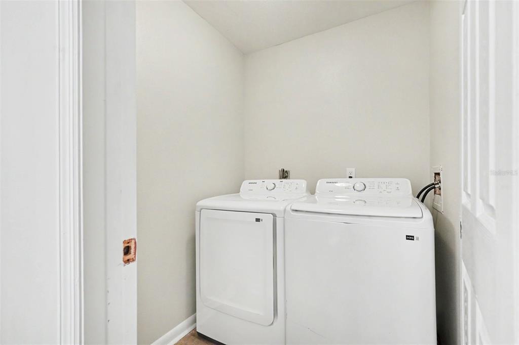 39th St, Saint Petersburg, FL 33711 #1
