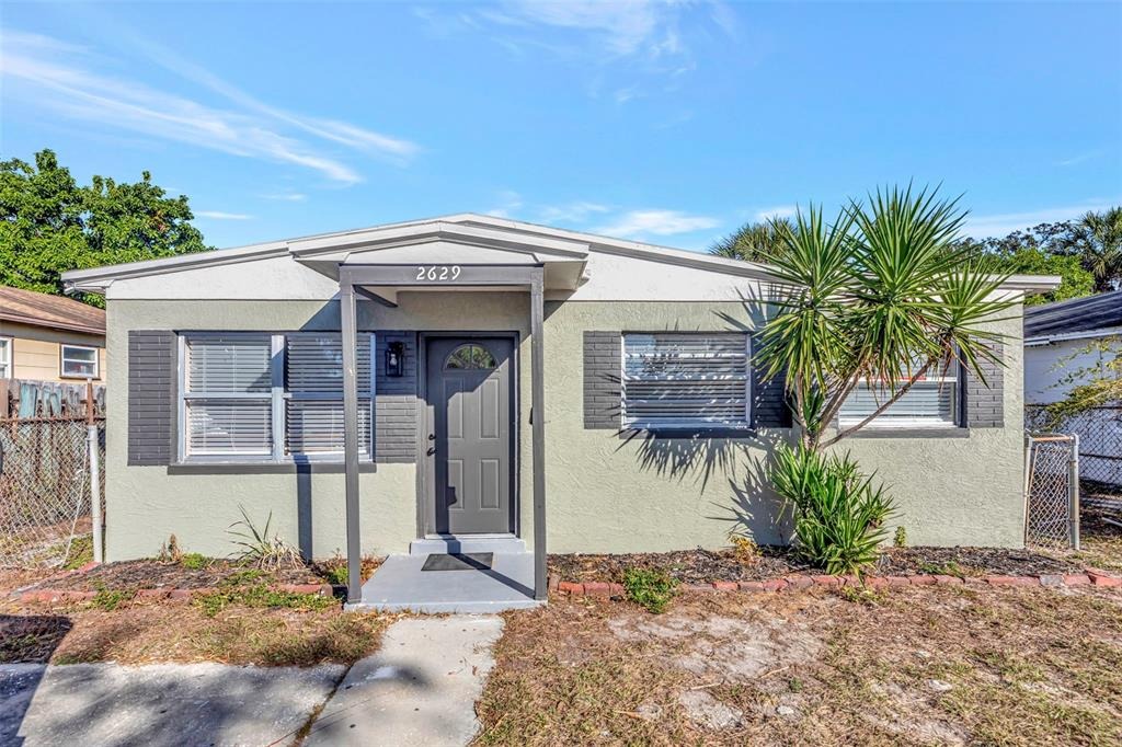 14th Ave, Saint Petersburg, FL 33712