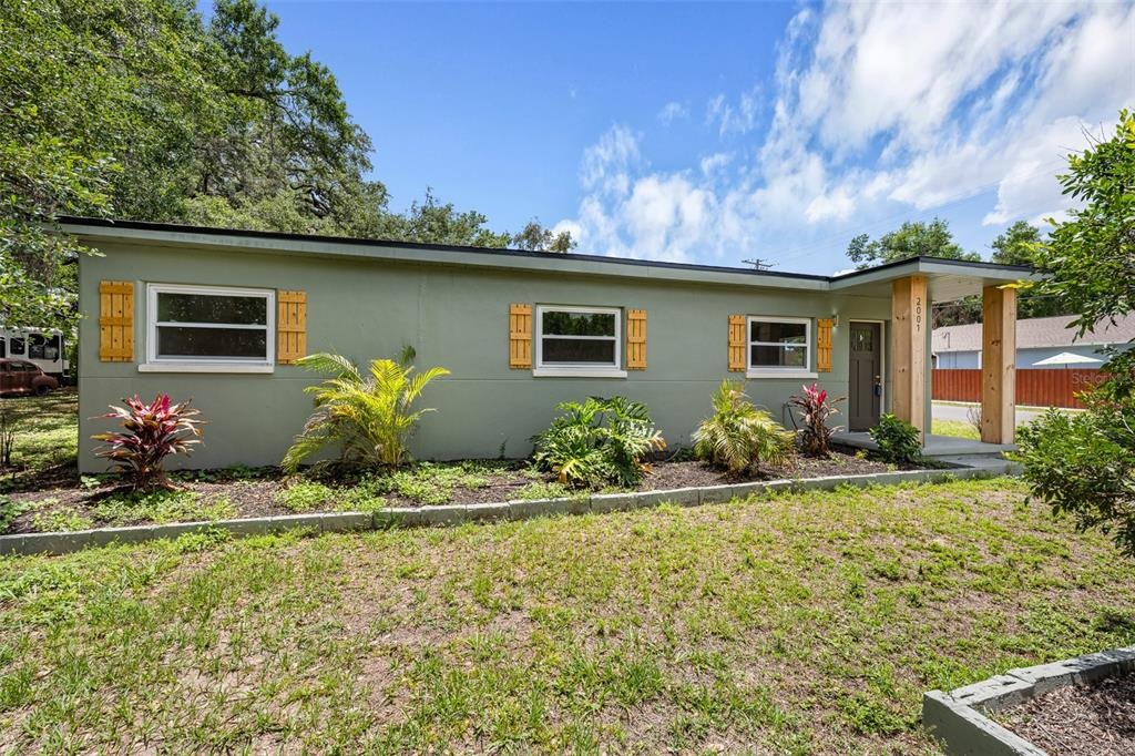 Powhatan Ave, Tampa, FL 33610