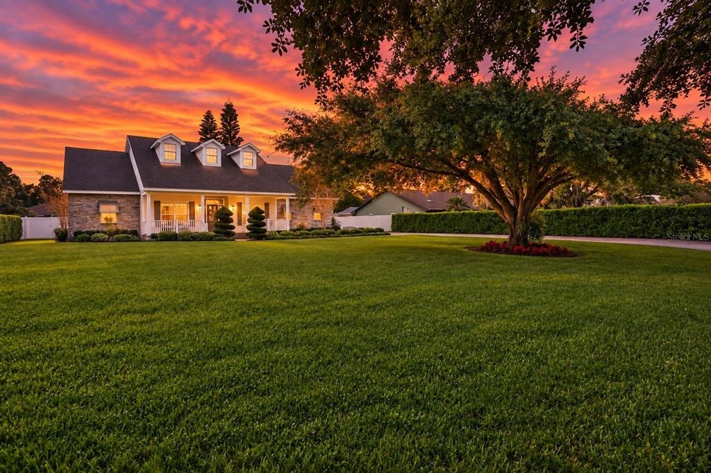 Gaines Dr, Winter Haven, FL 33884