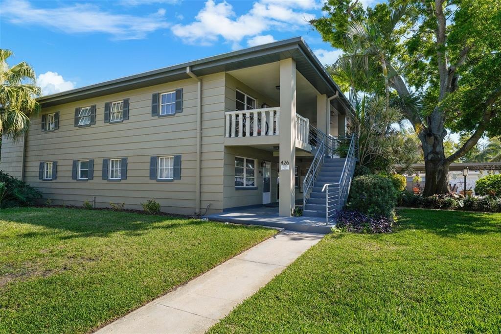 32nd Ave, Saint Petersburg, FL 33704