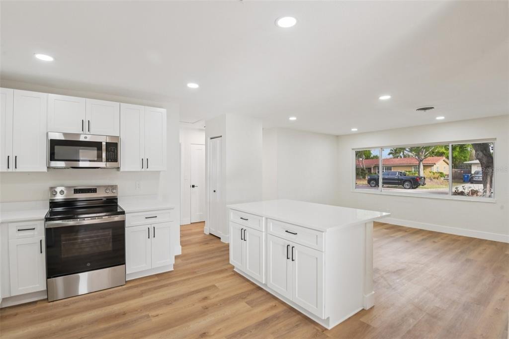 43rd Ave, Saint Petersburg, FL 33703 #1