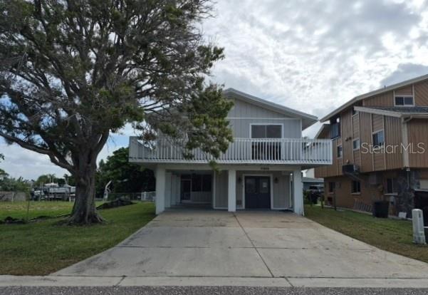 1st St, Redington Shores, FL 33708