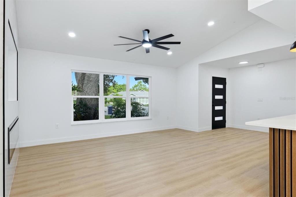 9th Ct, Sarasota, FL 34243 #1