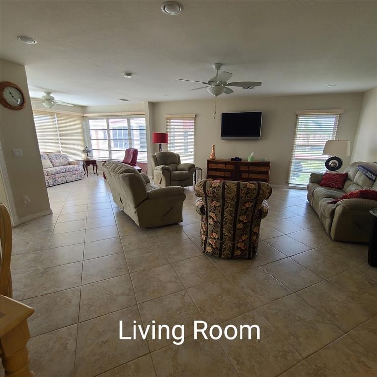 Buttonwood Cir, Seminole, FL 33777 #1