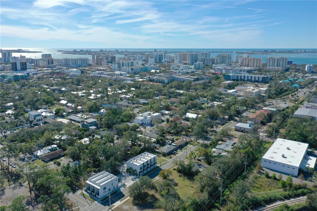 10th St, Sarasota, FL 34236 #1