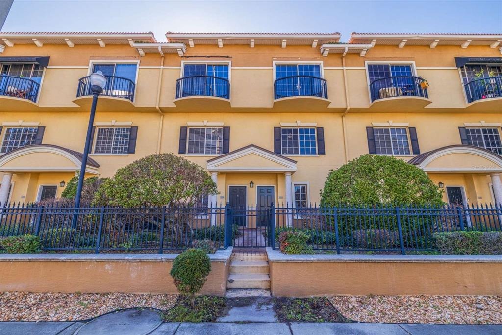 Kennedy Blvd, Tampa, FL 33609