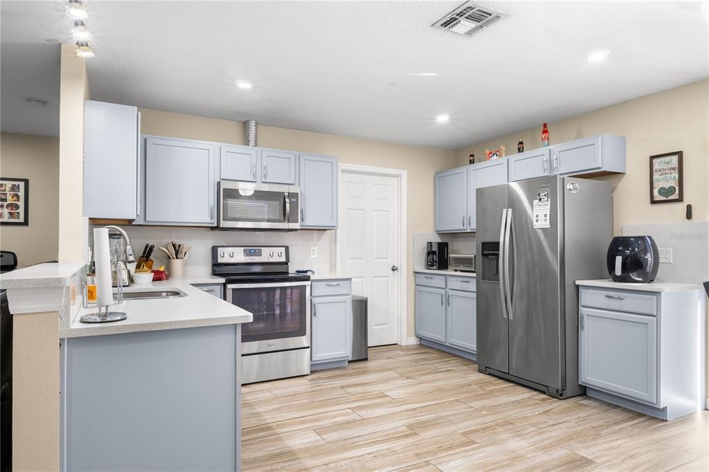 Windrose Dr, Orlando, FL 32824 #1