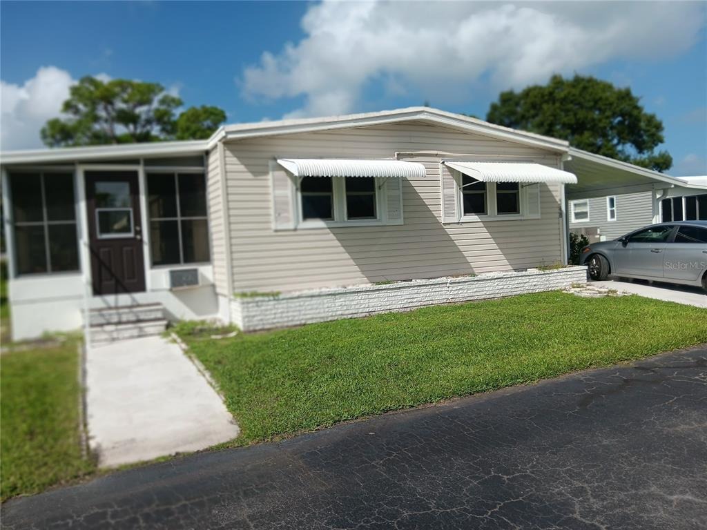 Tropic Dr, Osprey, FL 34229