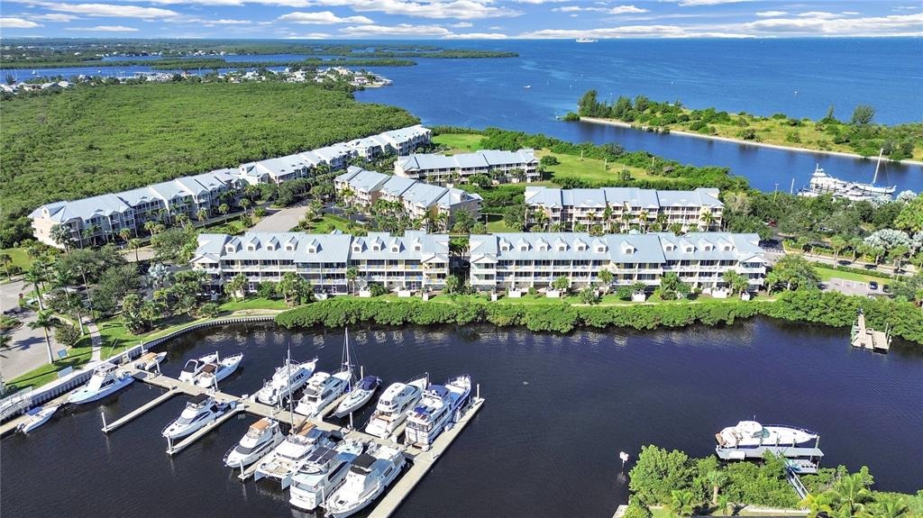 Bahia Beach Blvd, Ruskin, FL 33570
