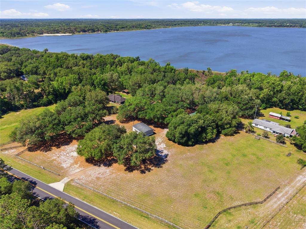 183rd Avenue Rd, Ocklawaha, FL 32179