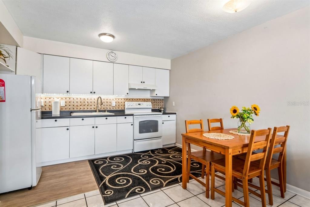 Tahitian Gardens Cir, Holiday, FL 34691 #1