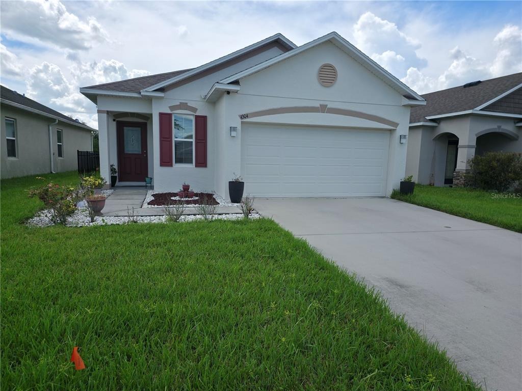 Desert Rose Ave, Kissimmee, FL 34746
