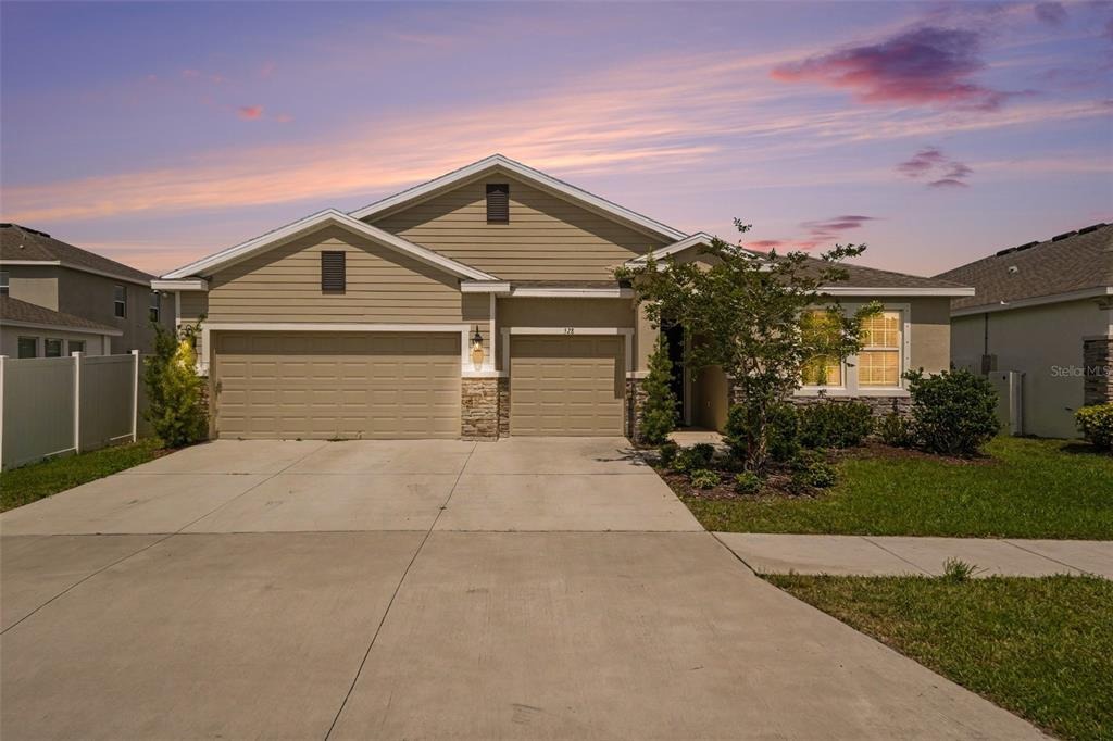 Ocean Spray Dr, Ruskin, FL 33570