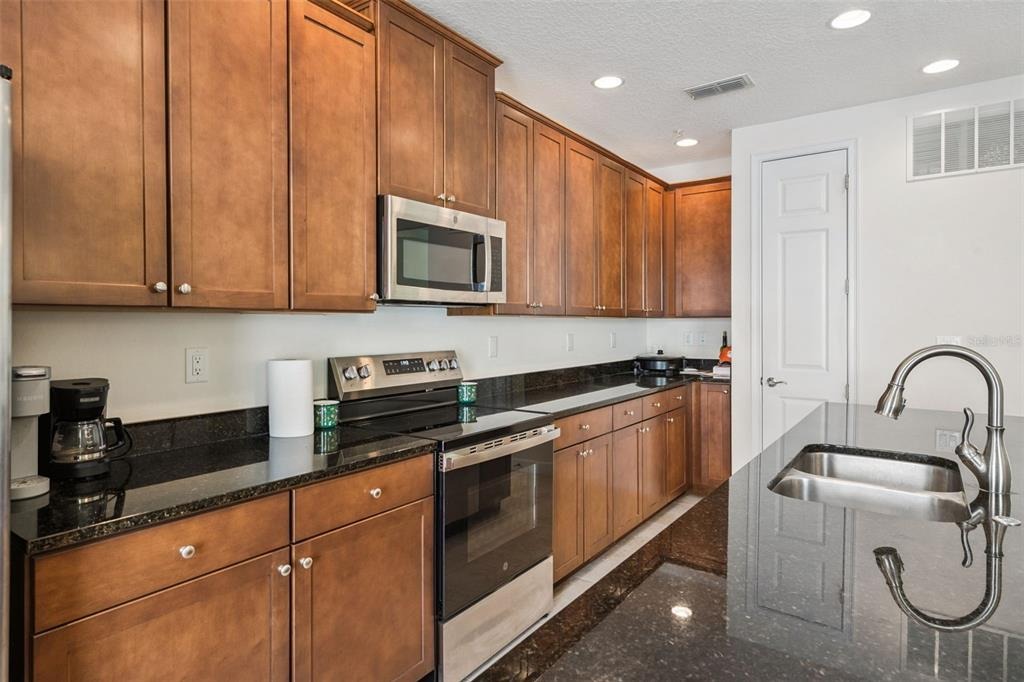 Hangnest Ln, Lake Mary, FL 32746 #1