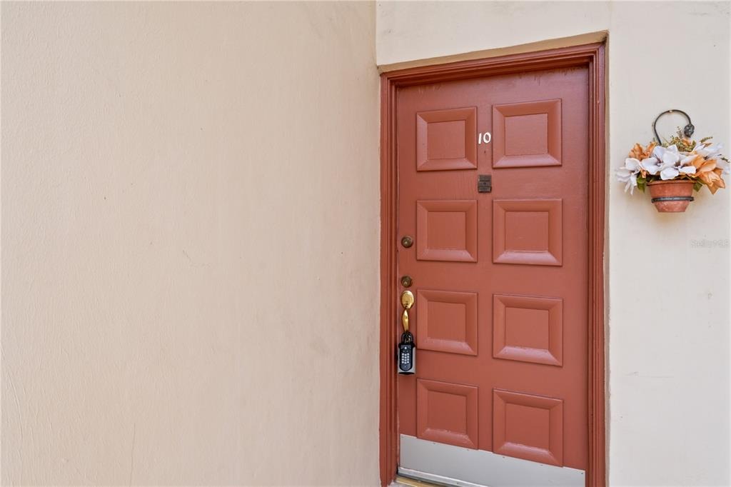 Orange Dr, Altamonte Springs, FL 32701