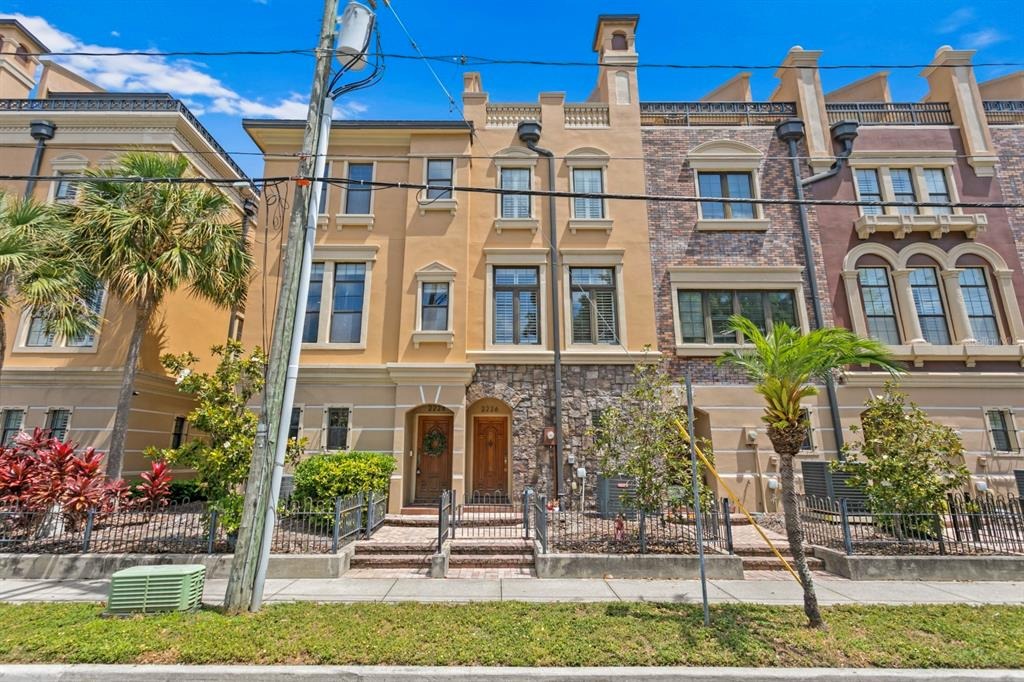 Soho Bay Ct, Tampa, FL 33606