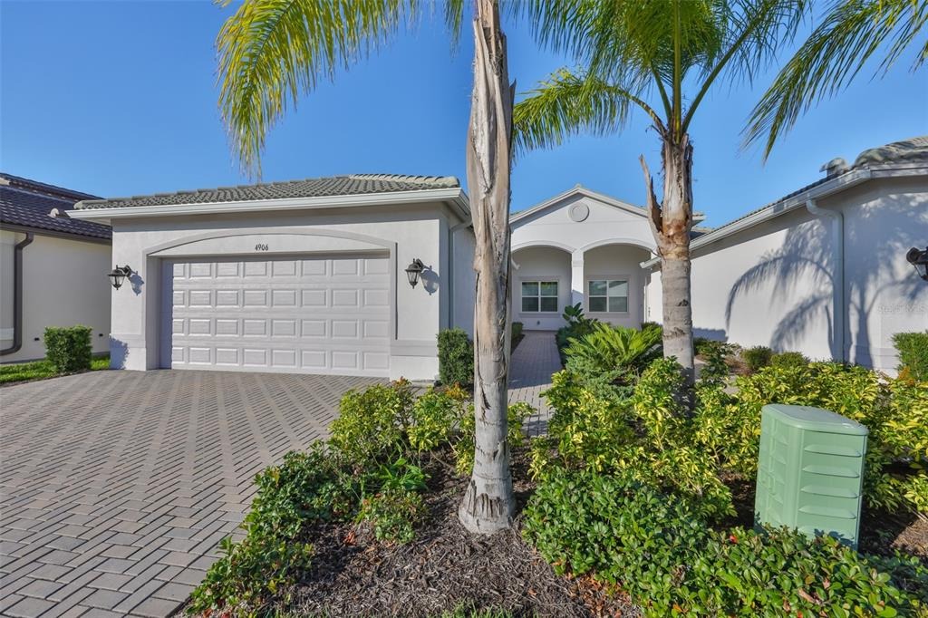 Avila Lakes Dr, Wimauma, FL 33598