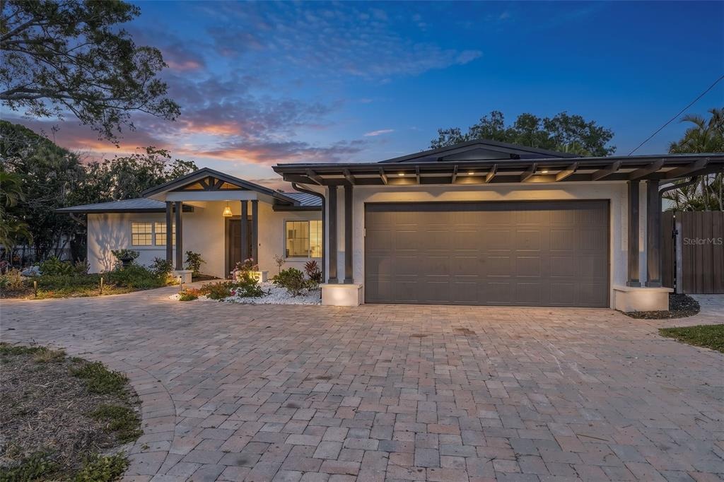 Higel Ave, Sarasota, FL 34242