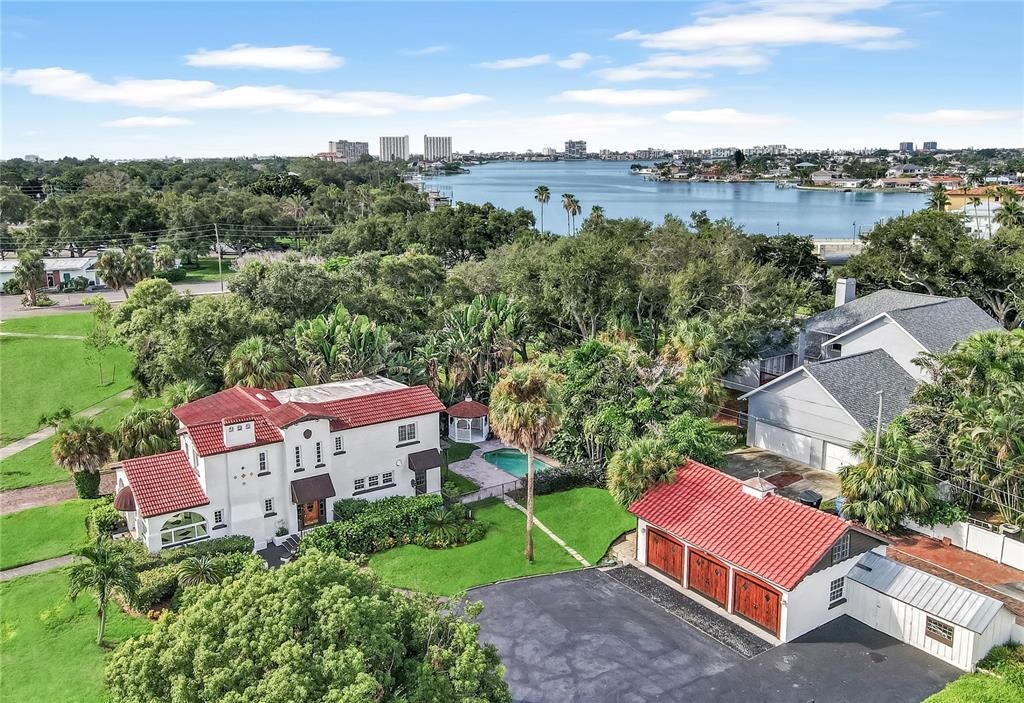 Park St, Saint Petersburg, FL 33710