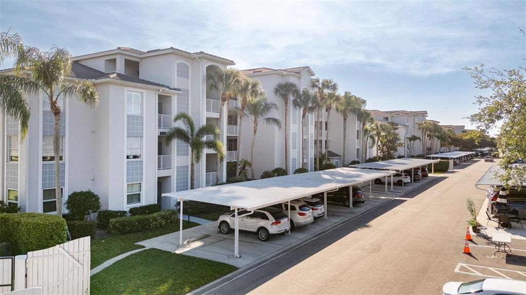 Queen Palm Ln, Fort Myers, FL 33966