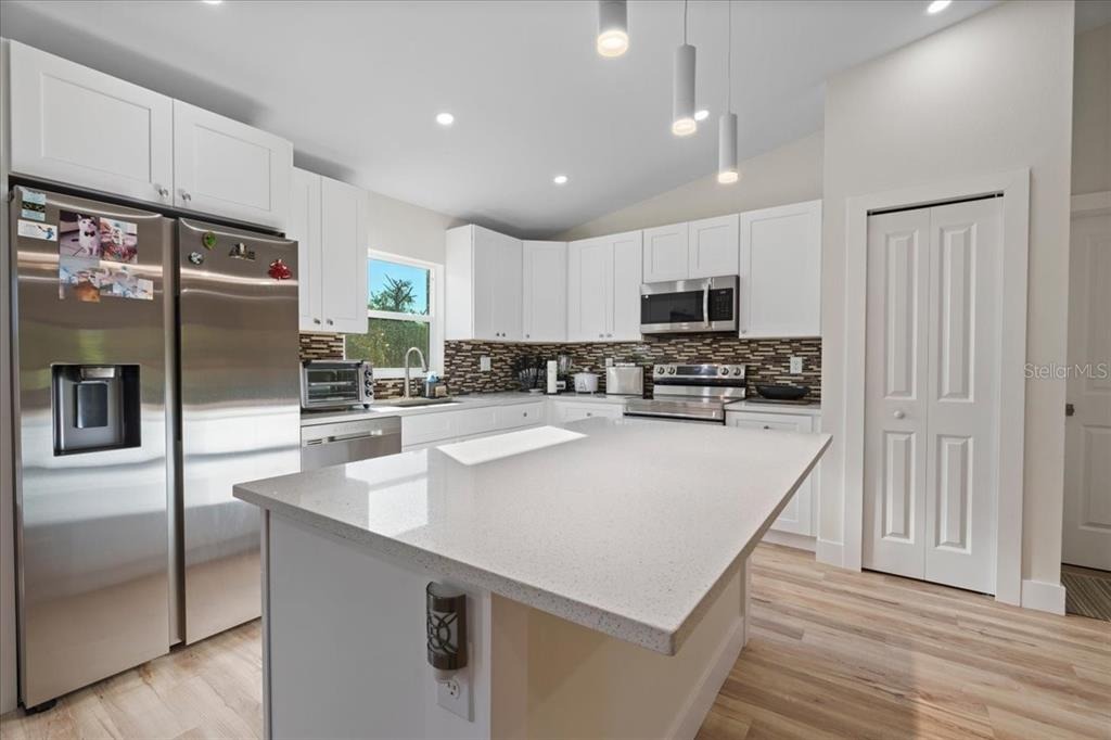 Vancouver Ln, North Port, FL 34286 #1