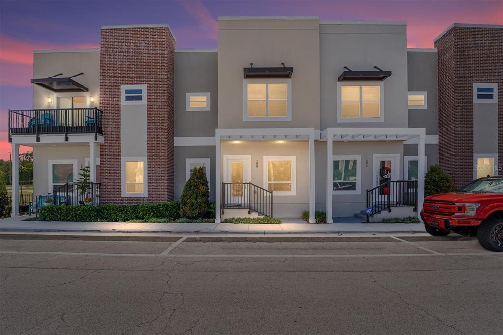 Oak Ave, Sanford, FL 32771