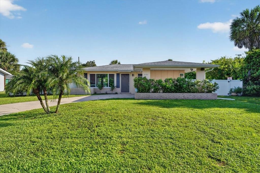 Benton Ave, Port Charlotte, FL 33952