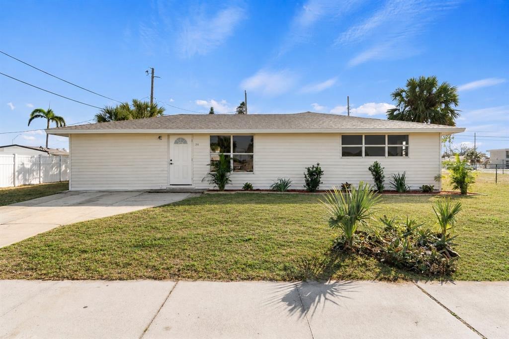 Cornell Rd, Bradenton, FL 34207