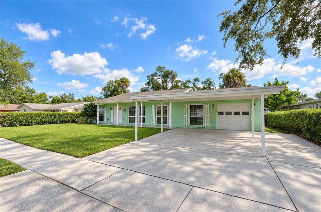 Elm St, Tampa, FL 33615