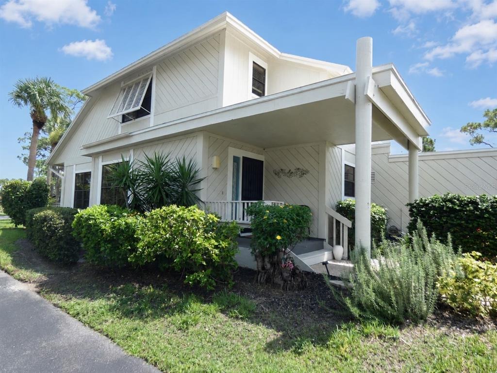 Pinegrove Ct, Sarasota, FL 34238