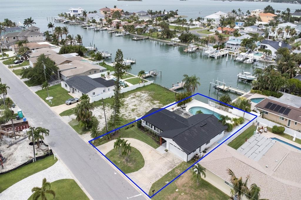 6th St, Treasure Island, FL 33706