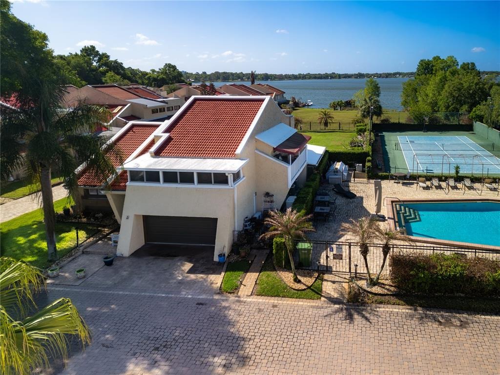 Casarena Ct, Winter Haven, FL 33881