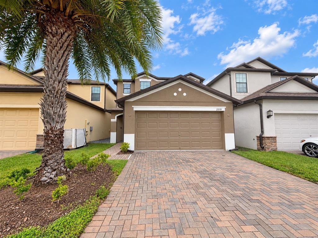 Garden Falls Dr, Brandon, FL 33511