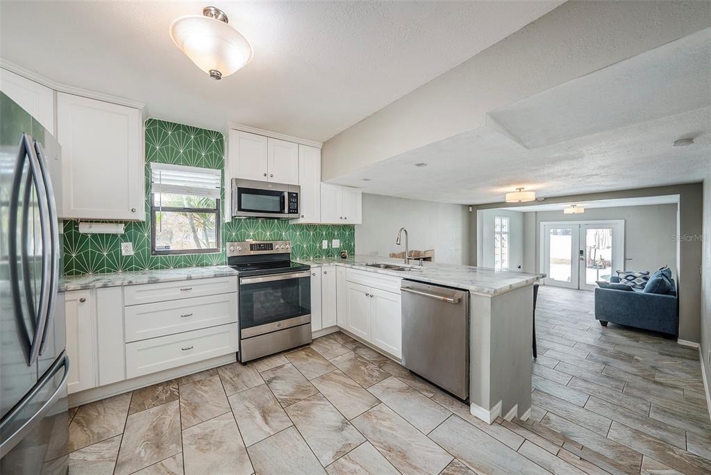 Knollwood St, Tampa, FL 33610 #1