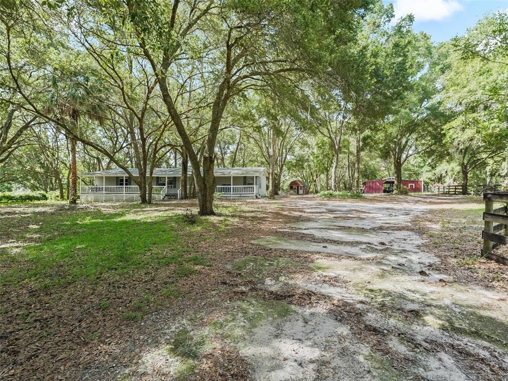 173rd Terrace Rd, Weirsdale, FL 32195