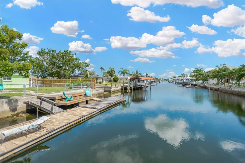 Cox Ave, Hudson, FL 34667