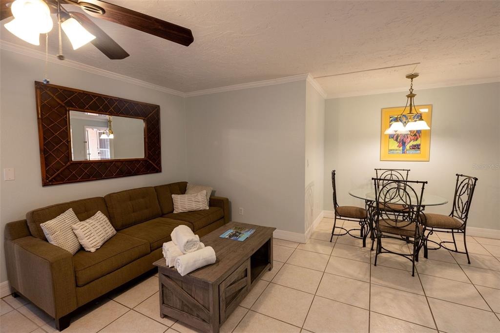 39th St, Holmes Beach, FL 34217 #1