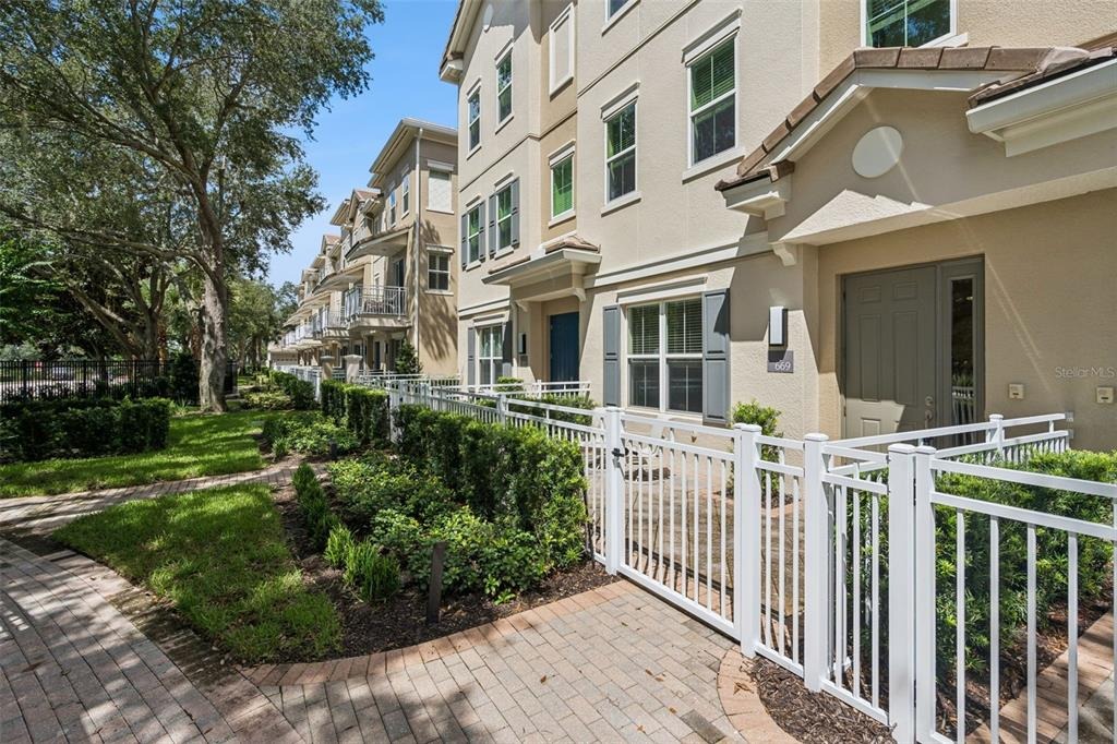 Hangnest Ln, Lake Mary, FL 32746