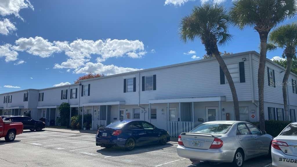 Amberly Ave, Orlando, FL 32822
